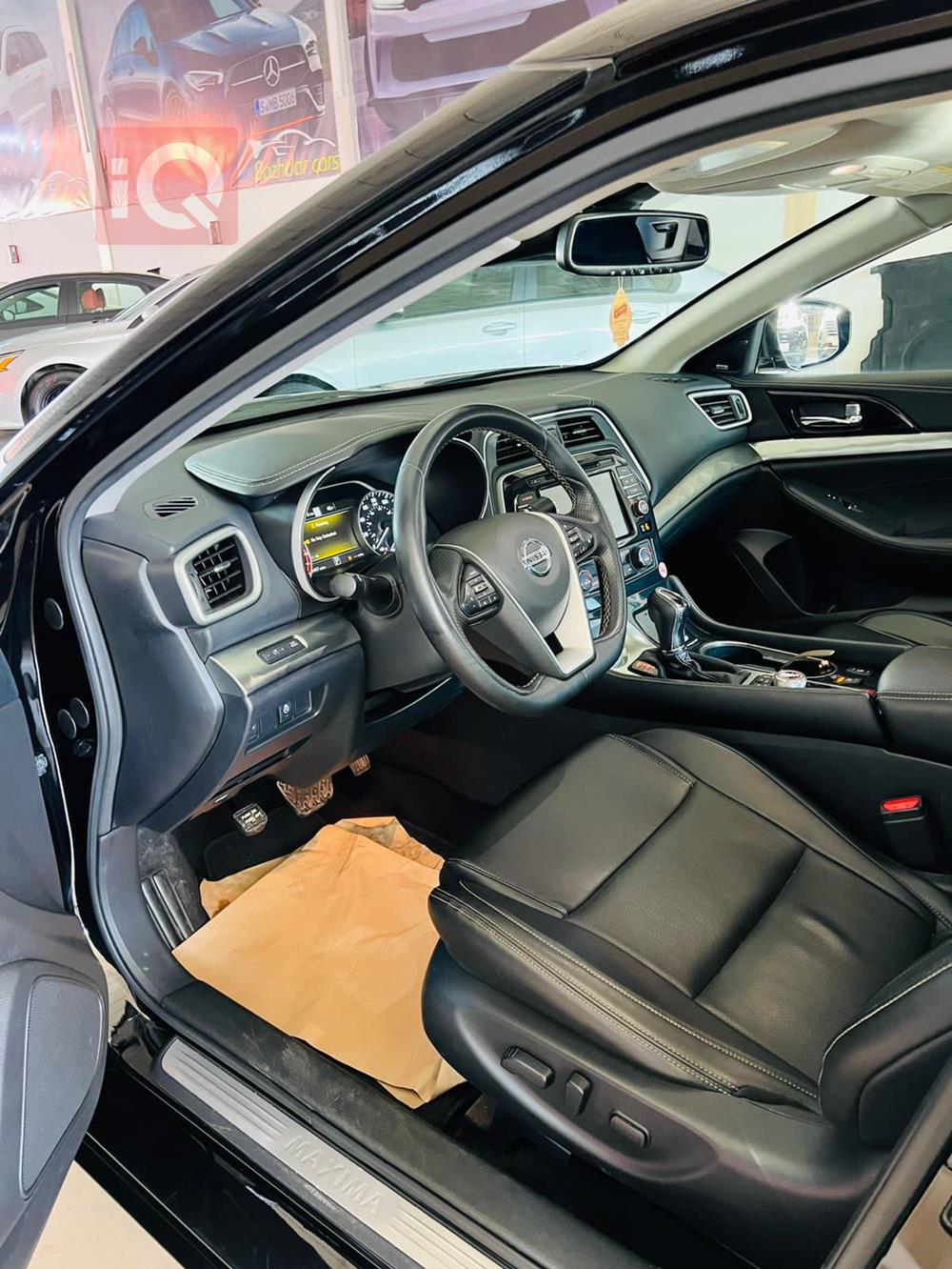 Nissan Maxima